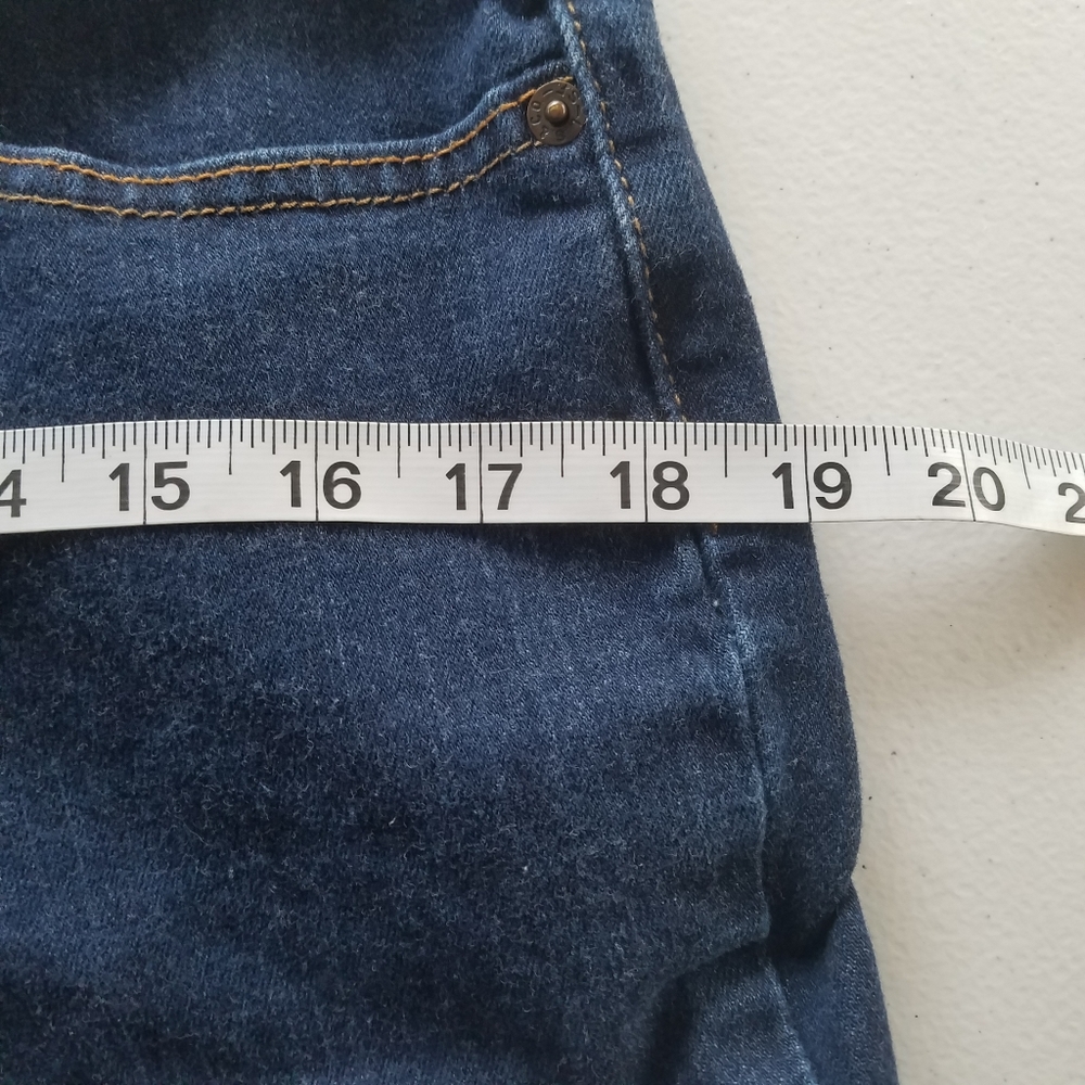Levi's 515 cutoffs size 8 medium sale - Picture 6 of 9